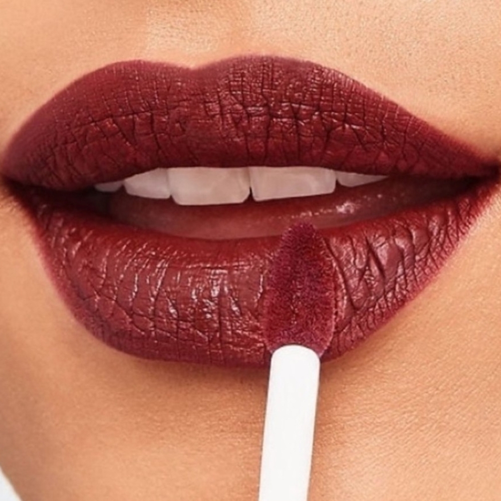 JOAH Long Wear Rich Burgundy Lipcolor  Endless Dessert